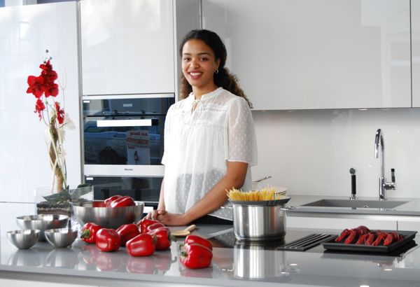 Naomi Ossanna Miele Center Bauer Wien